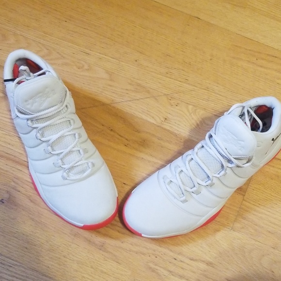 Jordan Flight - Picture 5 of 5